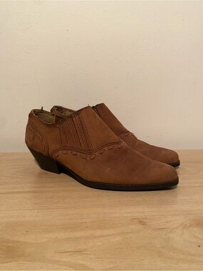 CHILIS Cow-A-Bunga Brown Western Booties Women’s 6.5 Pointed Toe